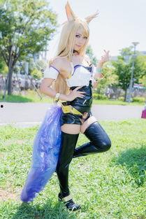 吃瓜cos拍脚,趣味横生演绎夏日狂欢